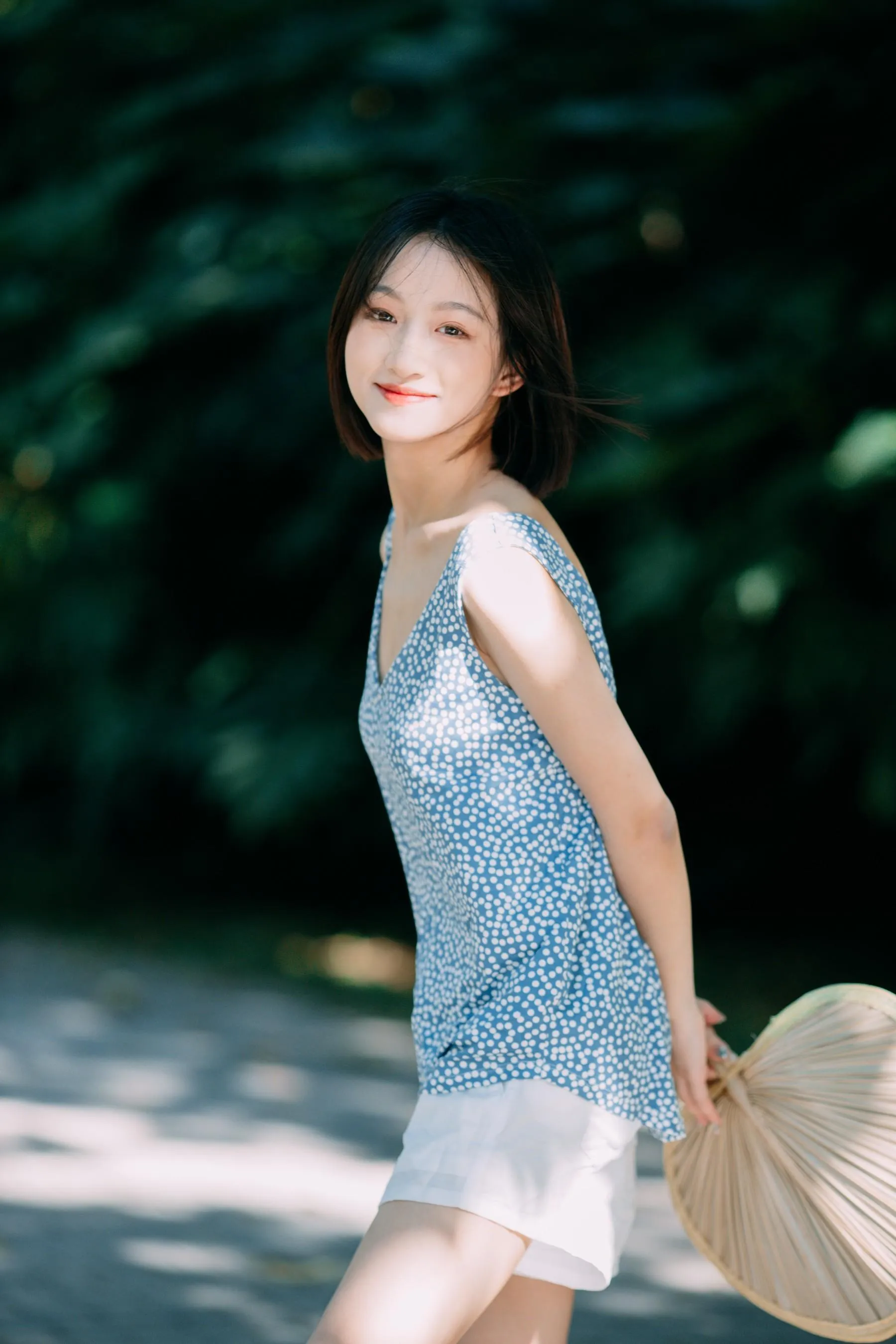 [YITUYU艺图语]2022.09.03 明亮的夏日 钰儿 [38P]插图